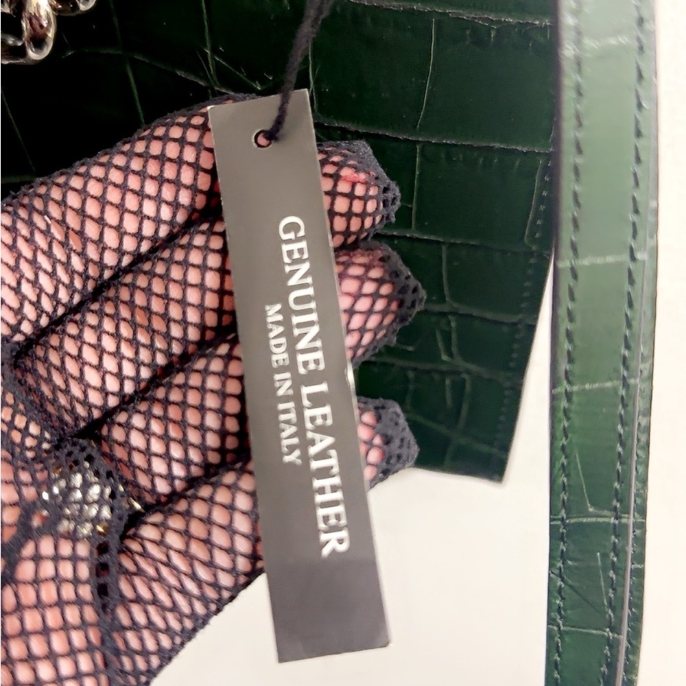 Claudia Firenze Green Crossbody Bag - Picture 8 of 8